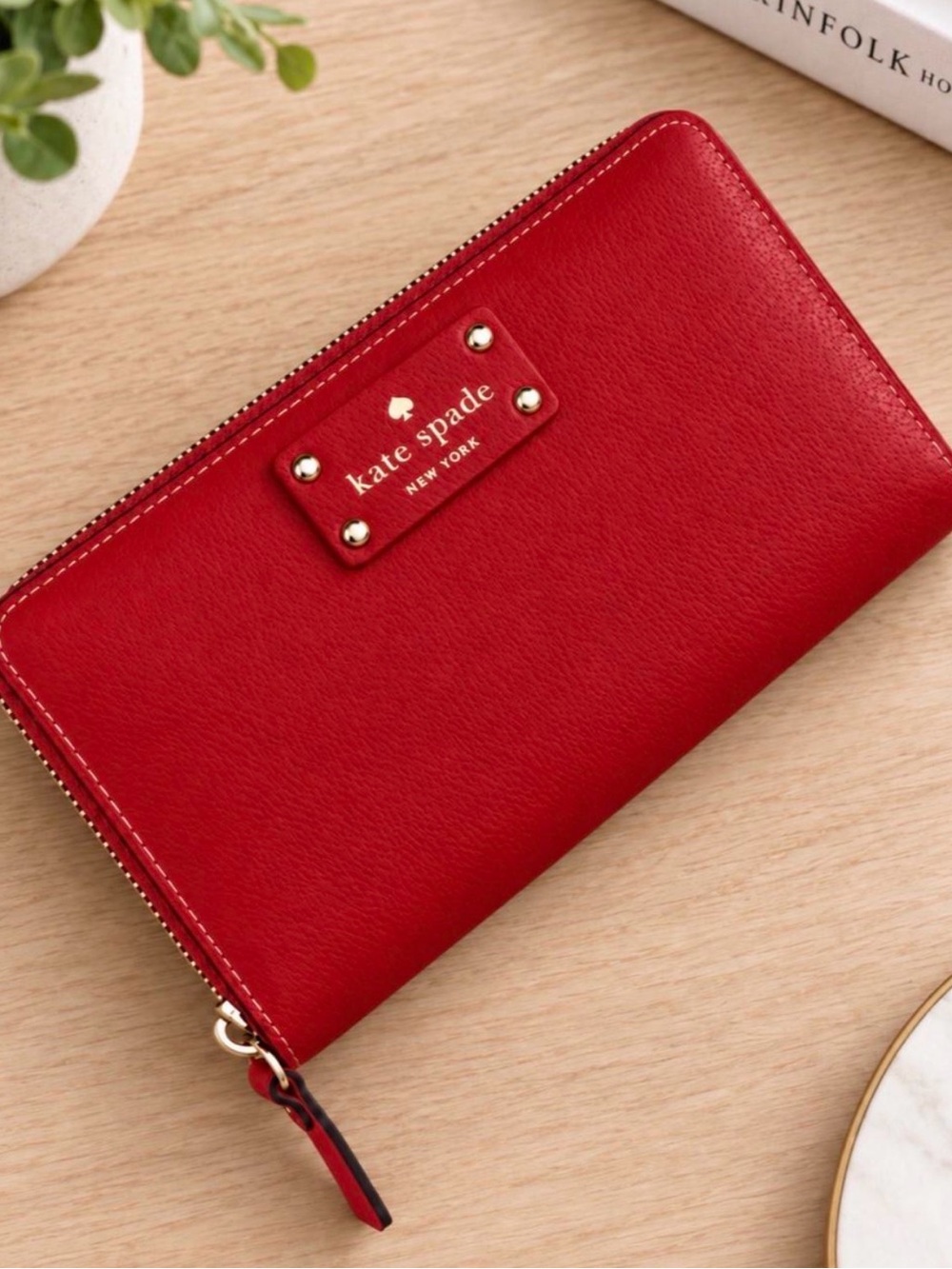 Kate Spade Wellesley Neda Zip Around Leather Wallet Vibrant Red EUC